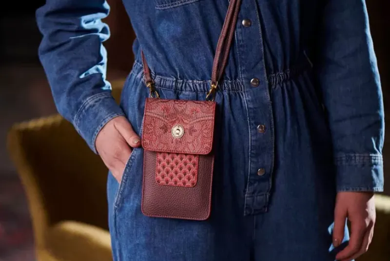 Pip Studio Ümhangetaschen|Telefontasche Kyoto Festival Dunkel /Khaki